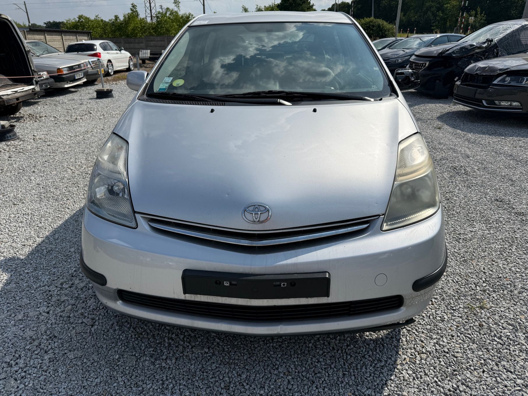 Toyota Prius 1.5_Hybryda_111KM_przebieg -143000_km