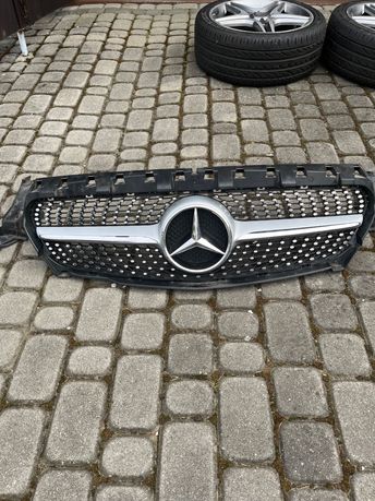 Oryginalny grill Mercedes CLA w117