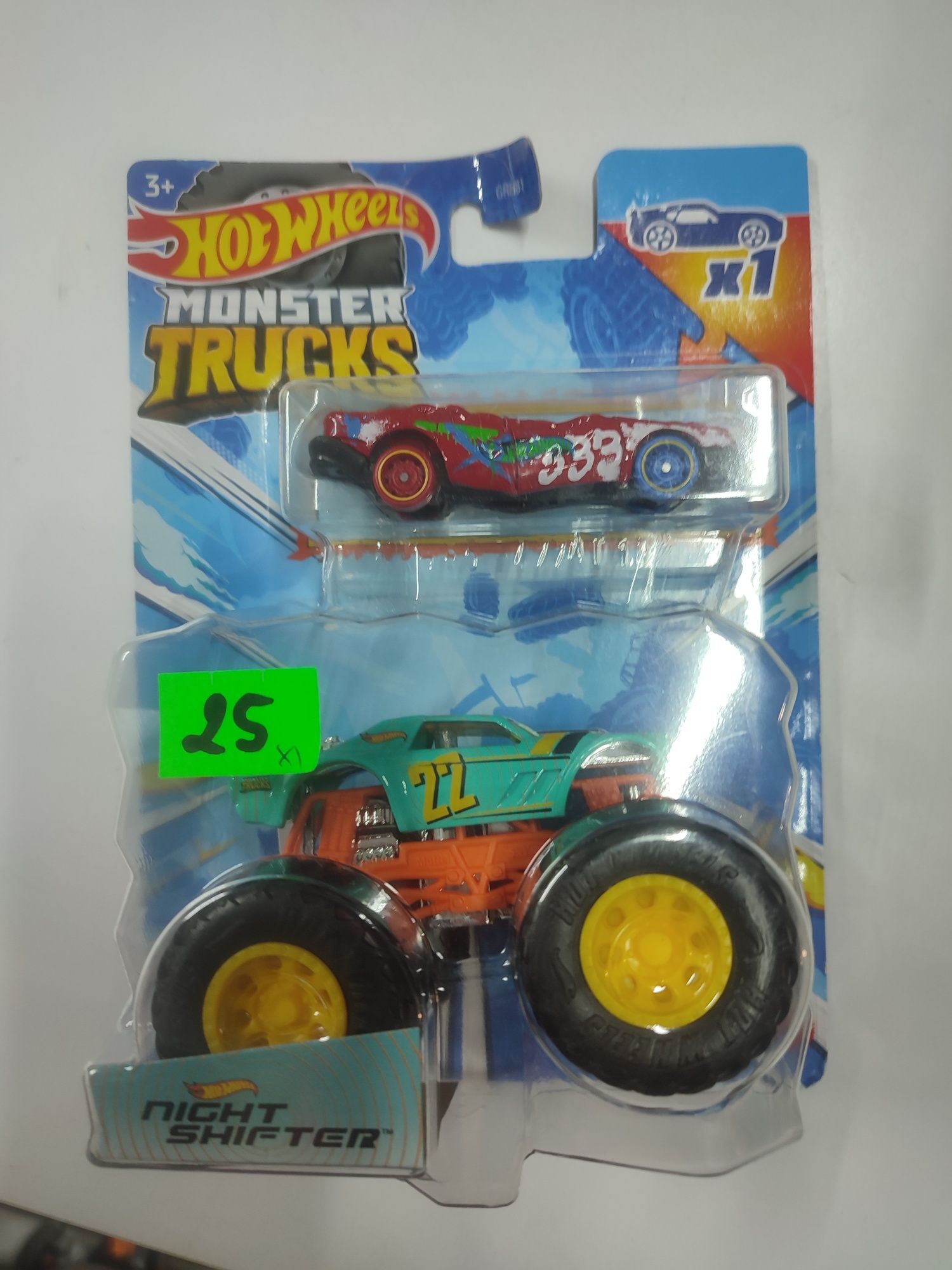 Hot wheels monster trucks: Skeleton Cree, Hound HAULER, Night SHIFTER