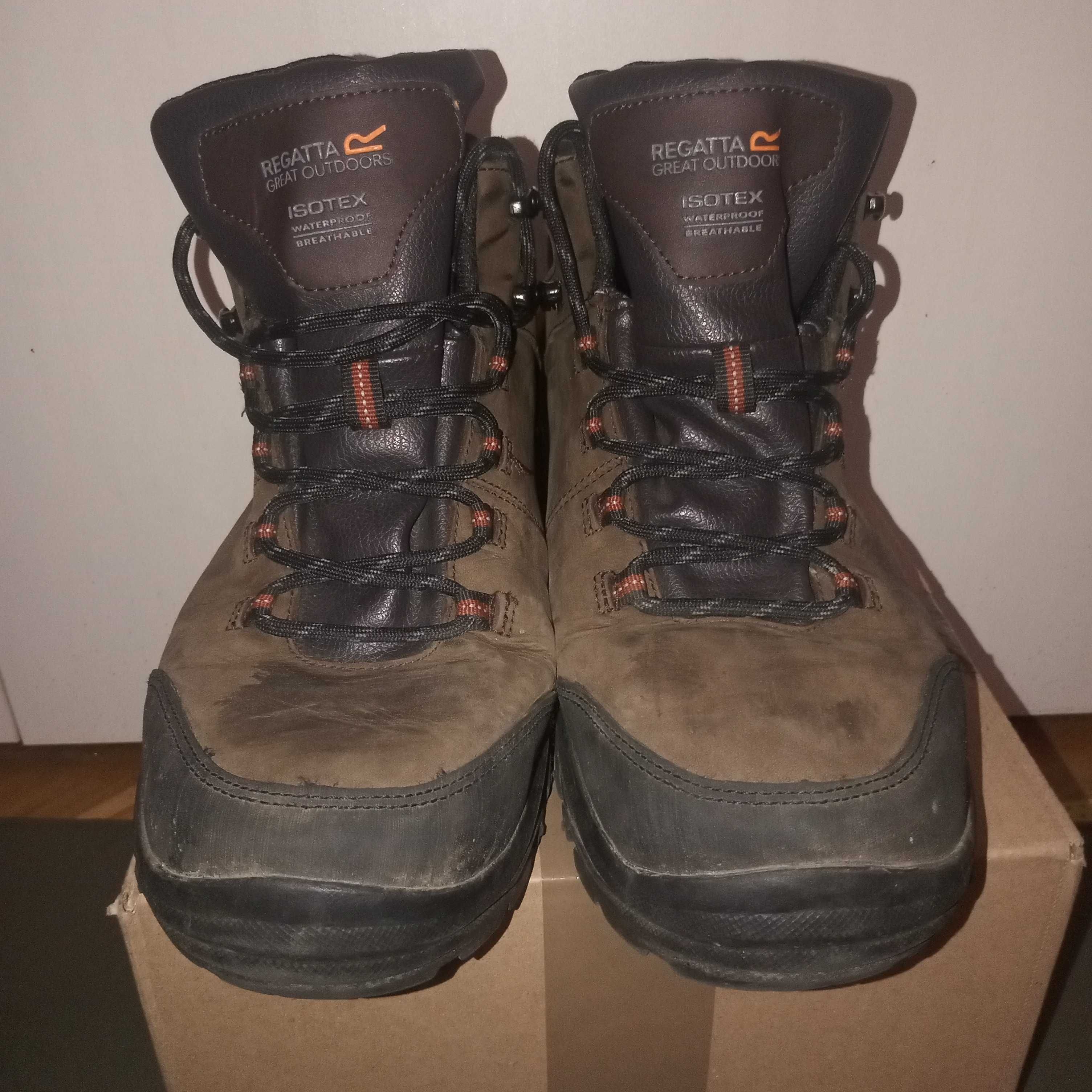 Buty Trekkingowe Regatta Vibram rozm. 43