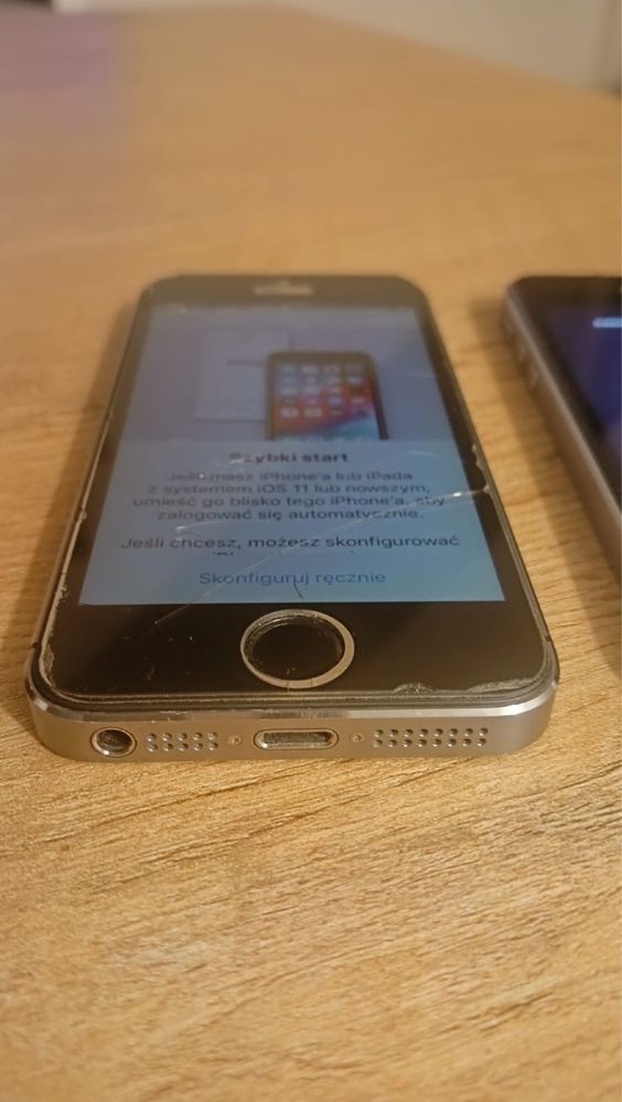 Klasyk iphone se pierwsza generacja 2 sztuki etui gratis szklo