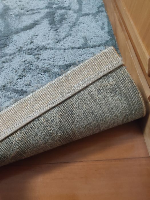 Carpete 2.40*1.60 cinza