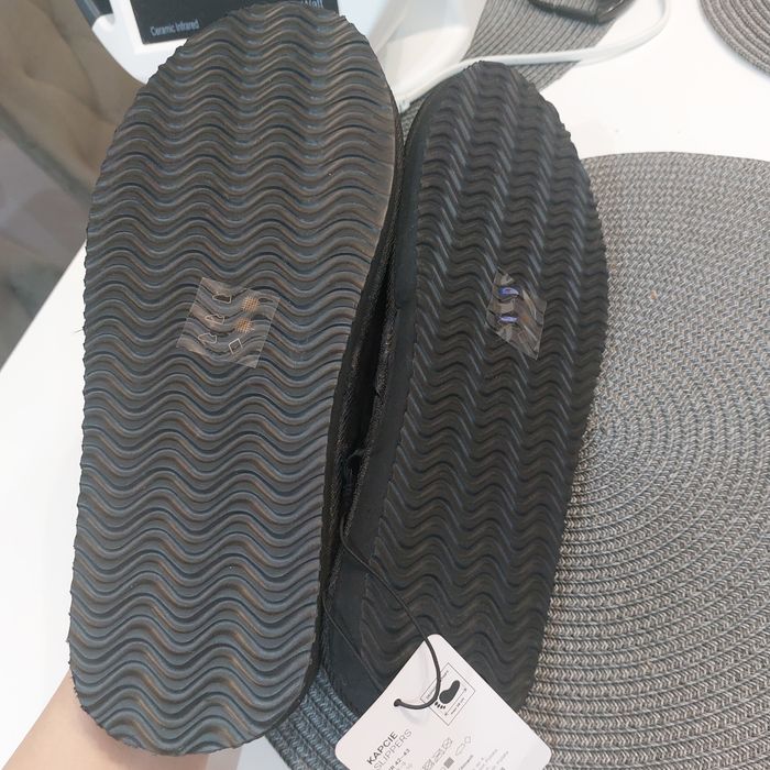 Nowe kapcie męskie czarne slippers czarne eloy 42-43, uk 8-9