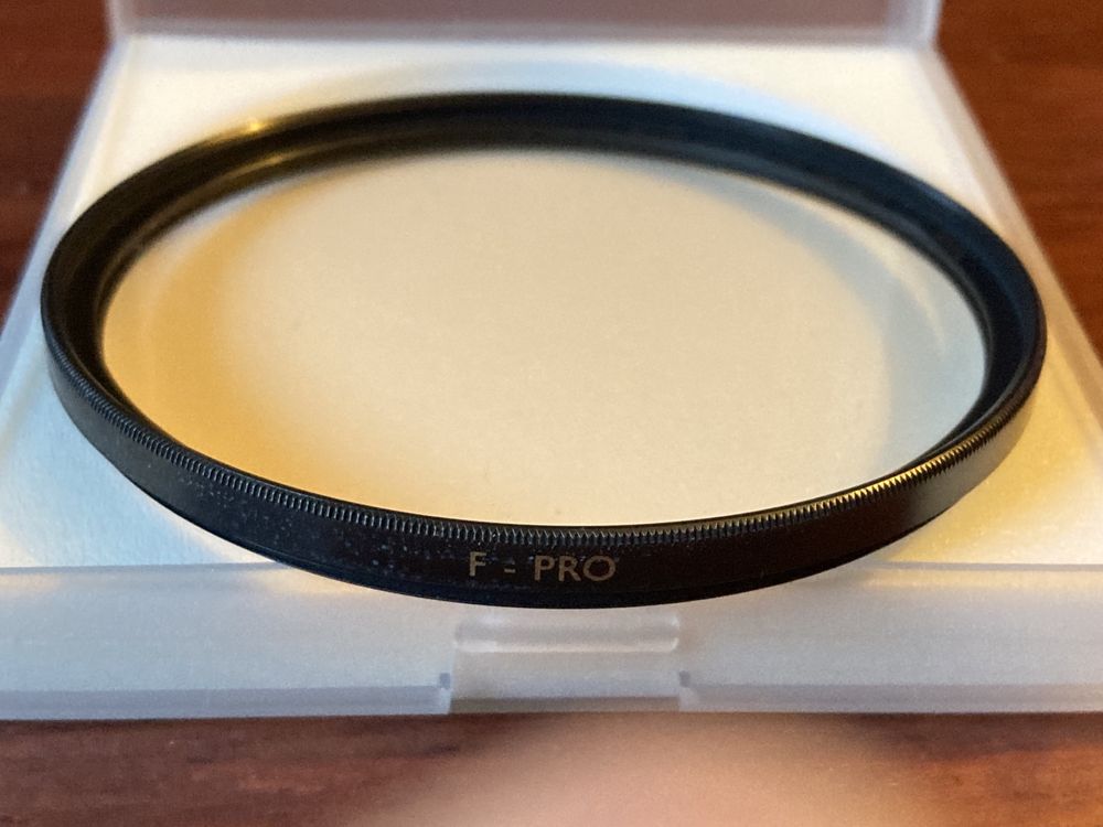 Filtro B+W F-Pro Digital MRC Skylight 77mm em excelente estado