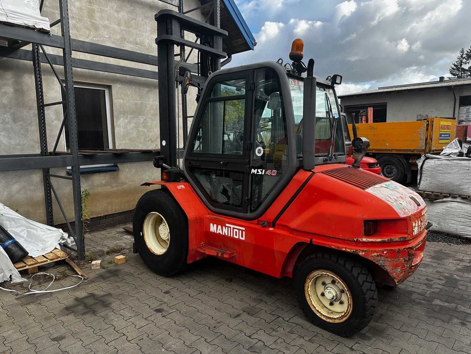 Wózek widłowy terenowy Manitou msi40