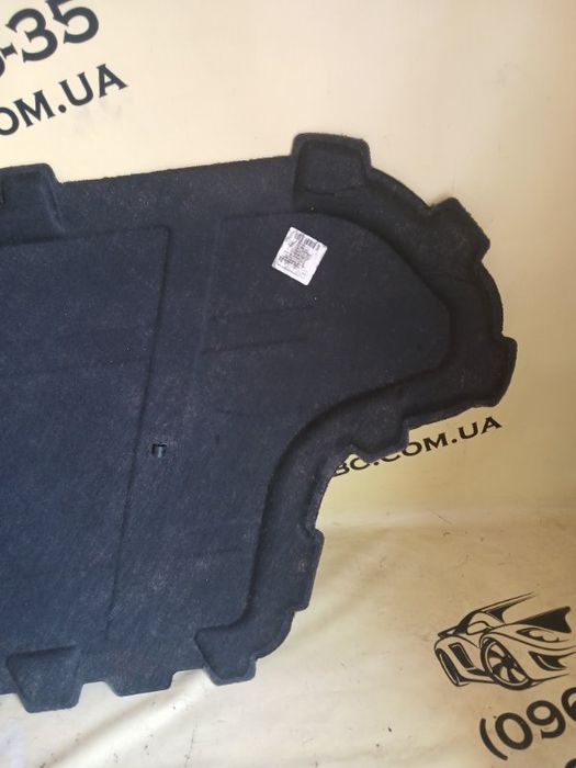 Шумоизоляция капота Audi Q3 2021