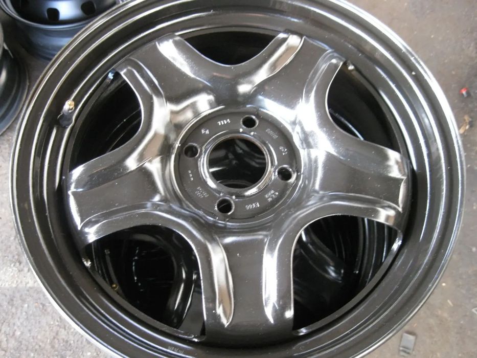 renault captur felgi stalowe struktury 16 cali