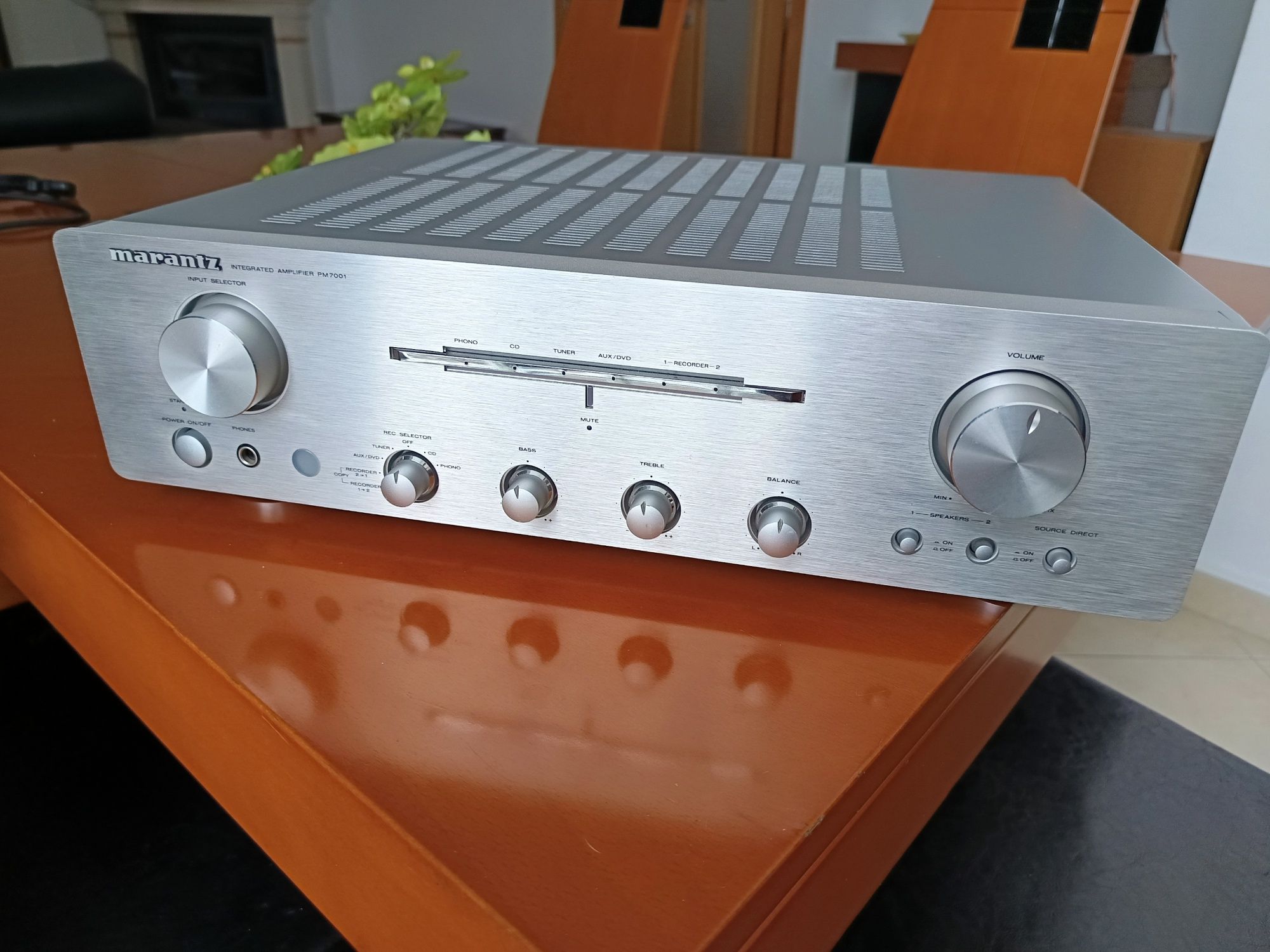 Amplificador stereo Marantz PM 7001
