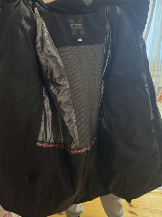 Продам зимову куртку на хлопця