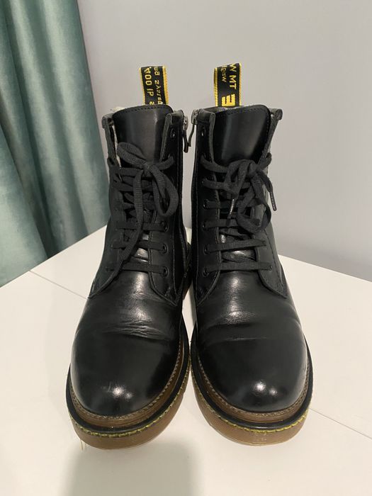 Жіночі зимові черевики