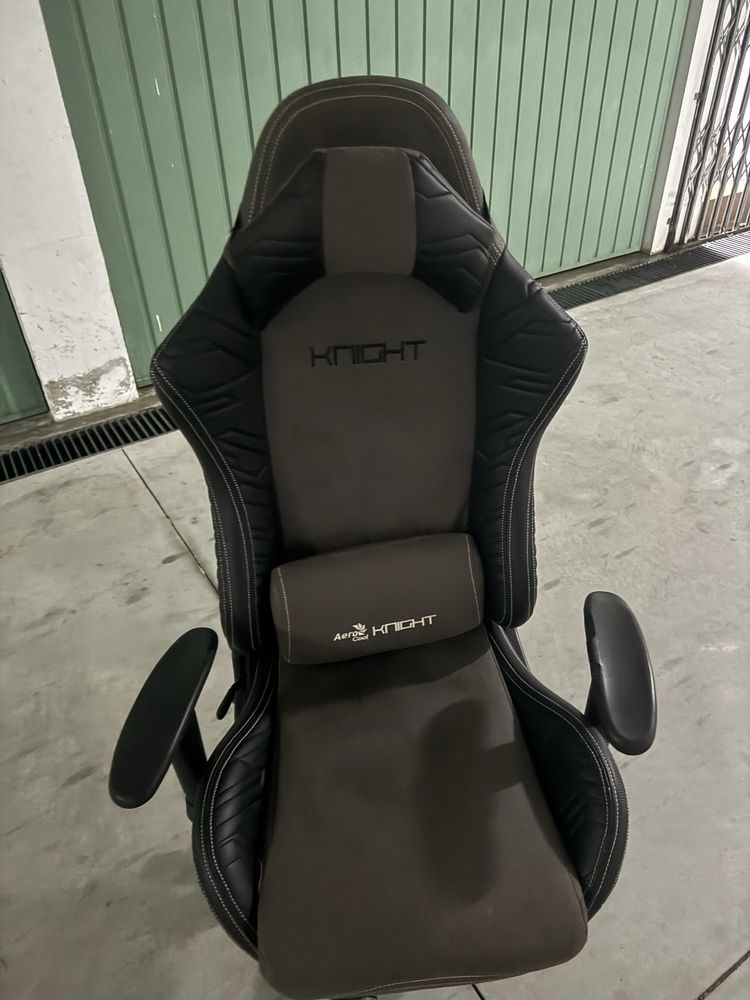 Aerocooler - knight - cadeira gaming