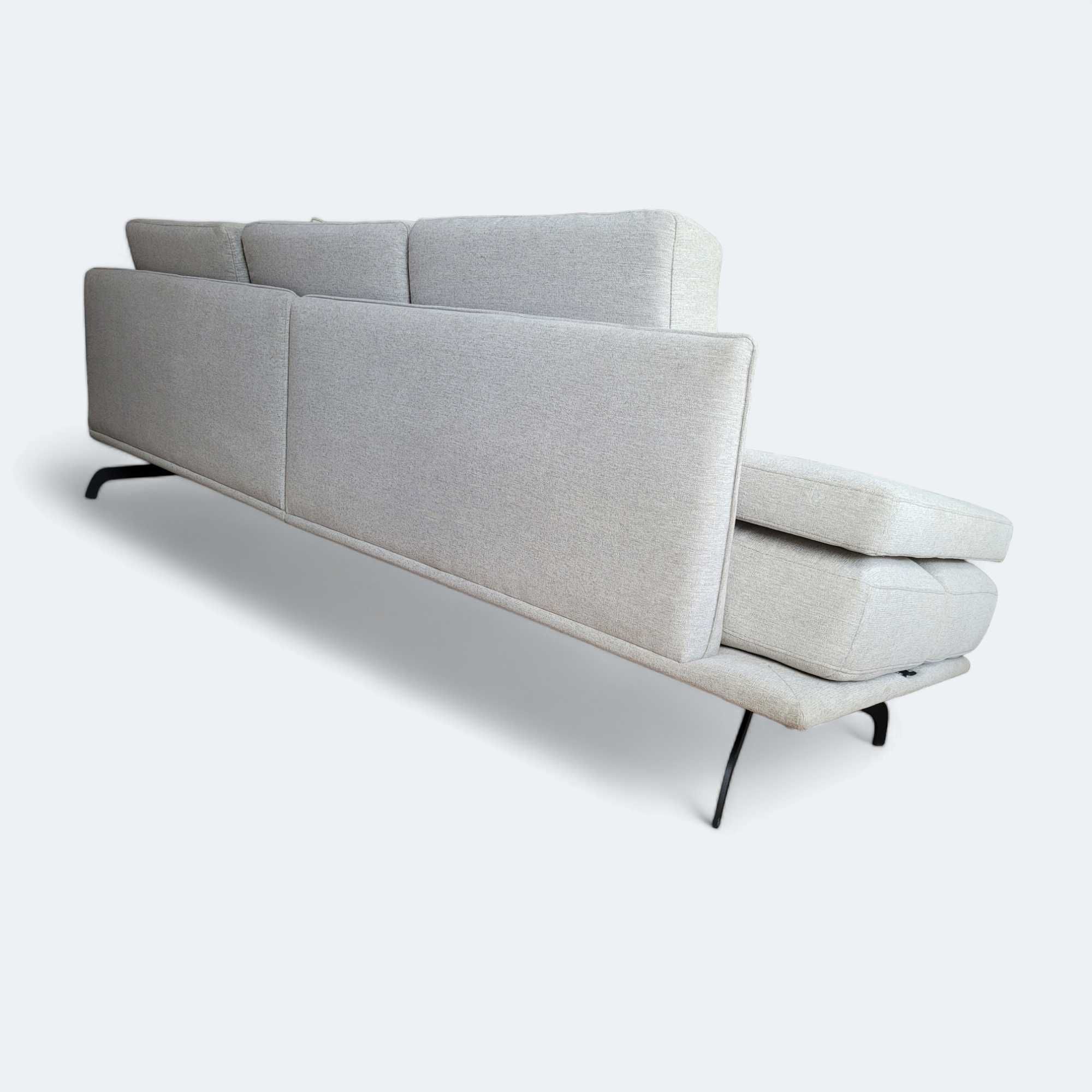 Kremowa sofa - OUTLET