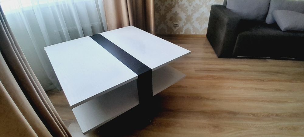 Стіл   журнальний  офісний