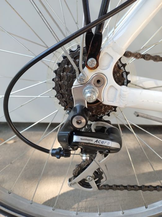 Rower trekkingowy, Shimano, koła 28, rama L