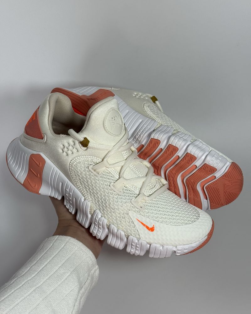 Оригінал Кросівки Nike Free Metcon 5 CZ0596-104 Кроссовки Оригинал 38