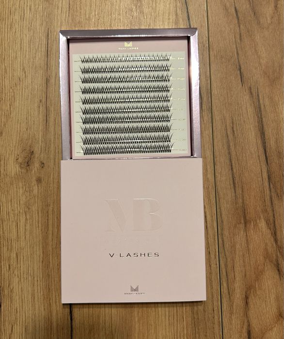Sztuczne rzęsy Many Lashes - V lashes