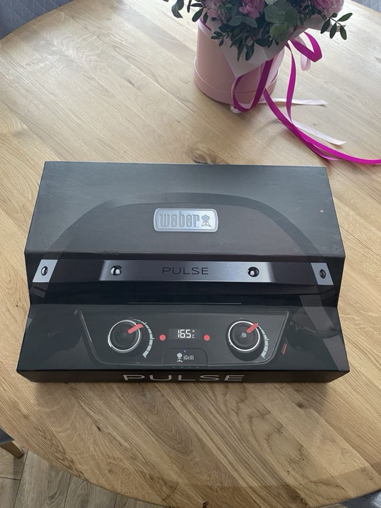 Grill elektryczny Weber Pulse 2000 + Wózek+ Pokrowiec