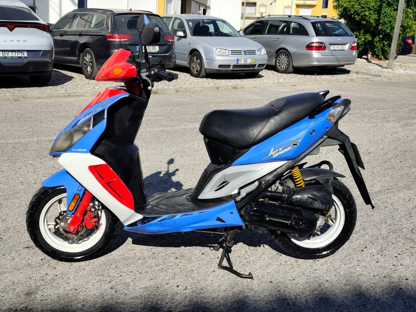 Moto 50 cc totalmente revisada