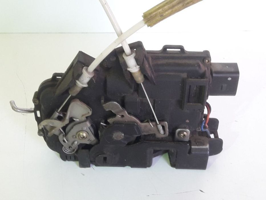 ZAMEK DRZWI LEWY TYL AUDI A6 C5 SLASK WYSYLKA VAT