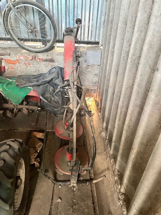 Продаю мототрактор з інвентарем