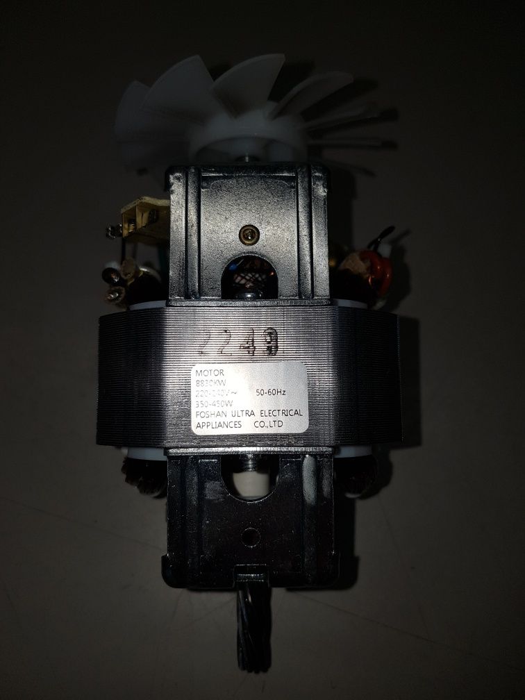 Мотор м'ясорубки 8830kw