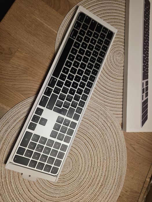 Apple Magic Keyboard z TouchID