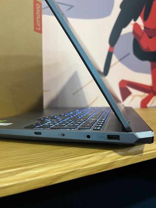 Gaming Laptop Lenovo i7-13650HX, NVIDIA GeForce RTX 4060