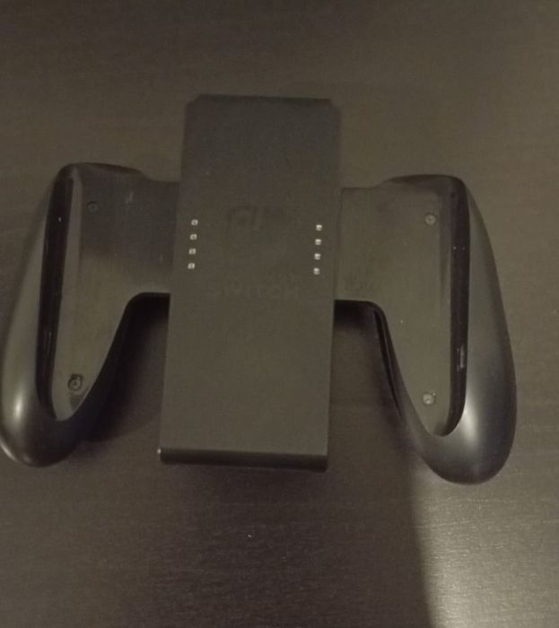 Nintendo switch + bolsa + comandos extra