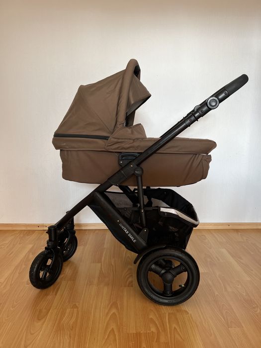 Britax люлька в нормально стані