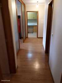 Alugo apartamento t2