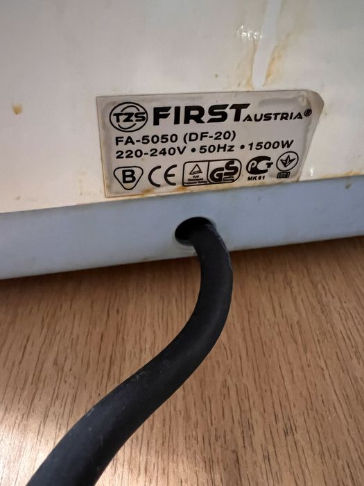 Фритюрниця First (Tefal)