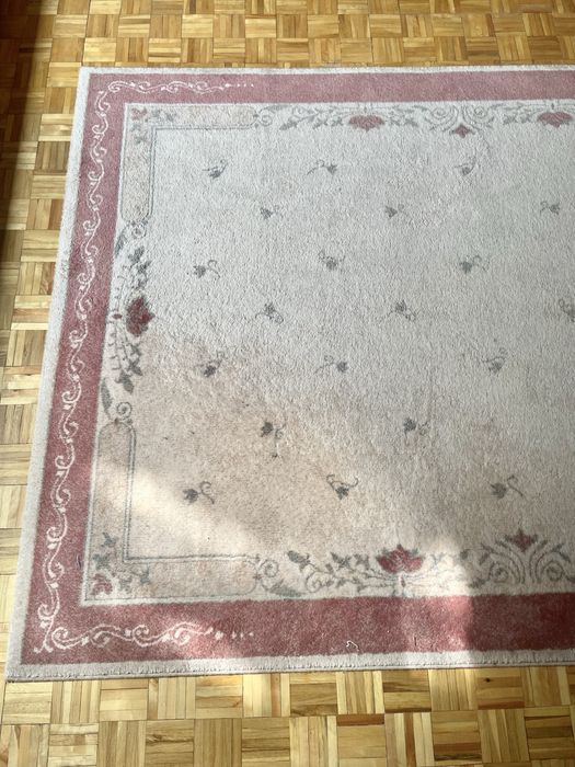 Piękny jasny dywan 1,7 x 2,3
