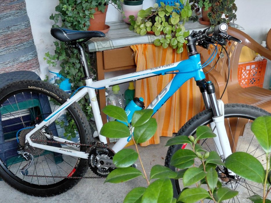 Biciicleta btt por estar m nao tem nada dedicado a estrada cicli