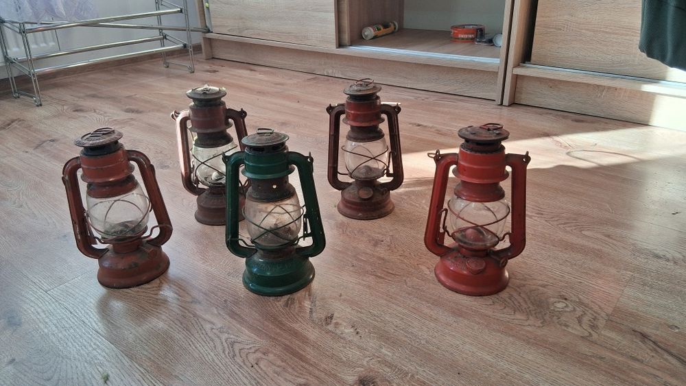 Stare lampy naftowe