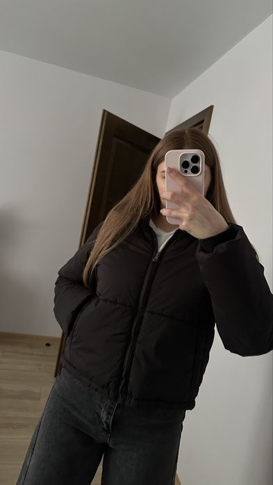 Куртка коротка