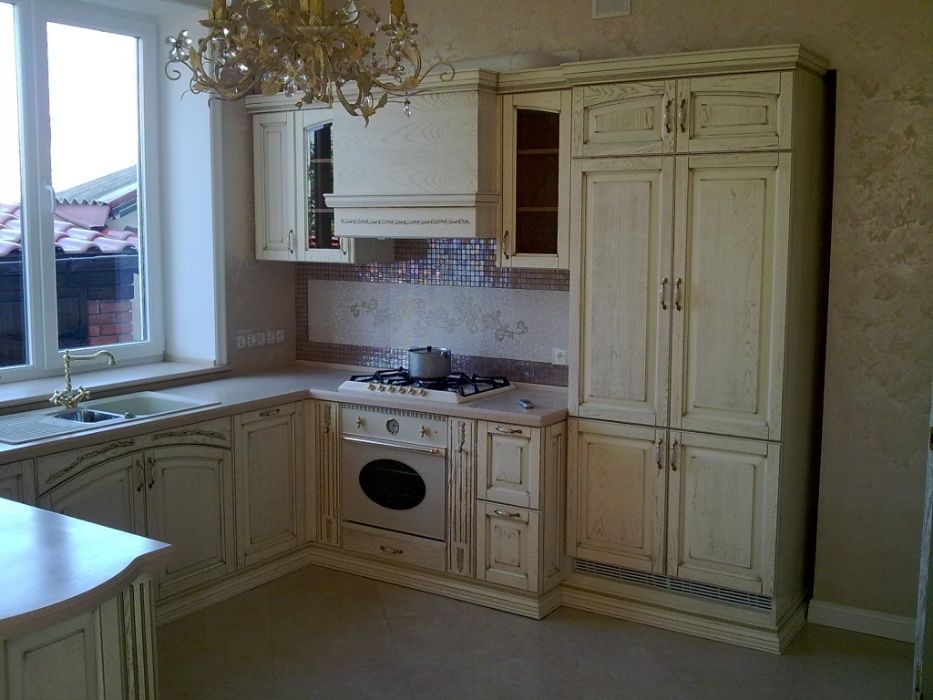 Деревянные кухни на заказ