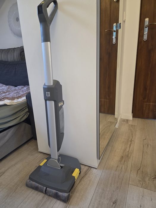 Mop elektrycznuy KARCHER