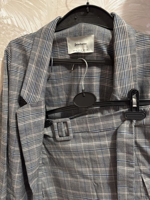 Костюм піджак+спідниця-шорти STRADIVARIUS