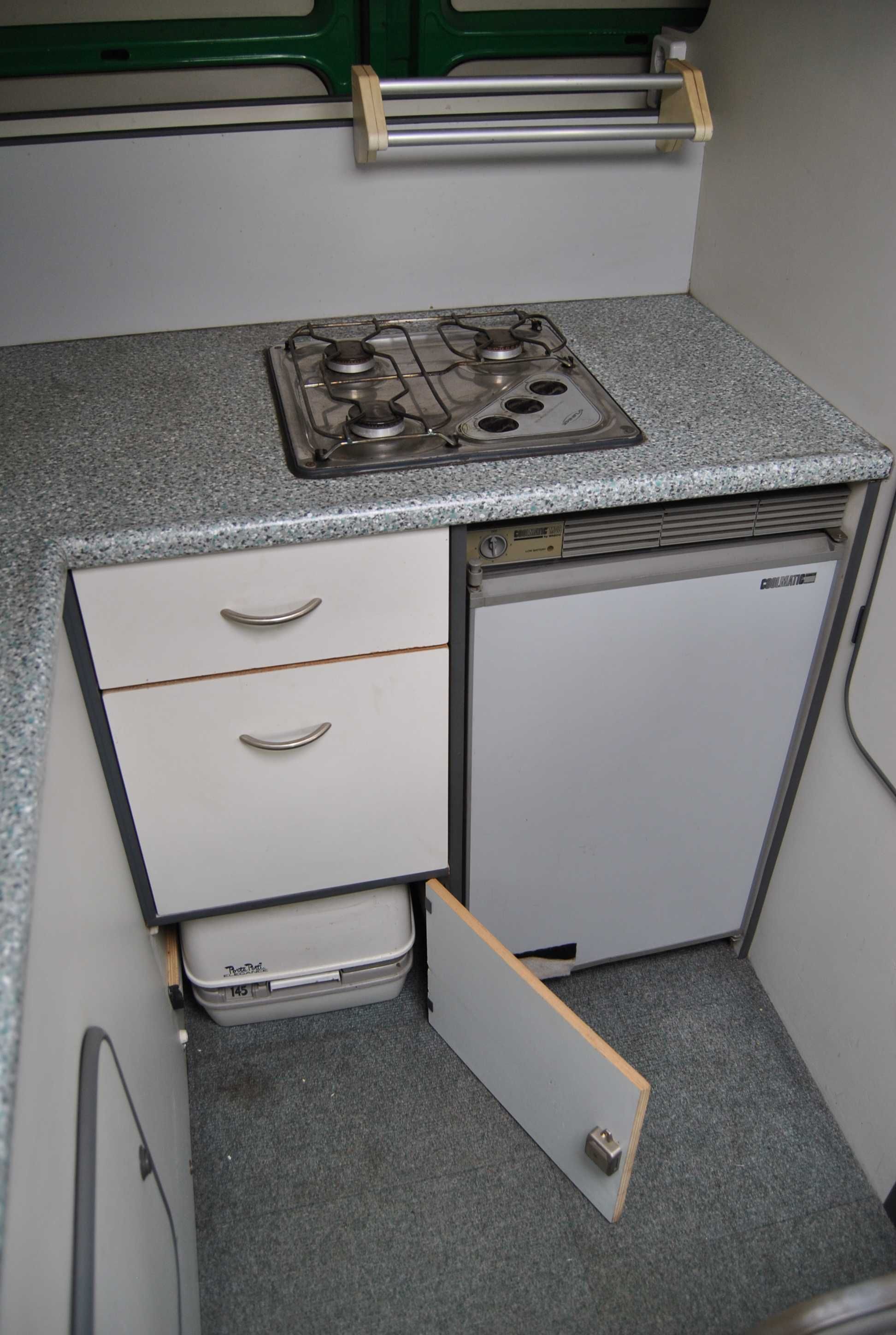 IVECO Kamper CamperVan Idealny na grzyby, ryby, etc. TANIO! Mobilny!