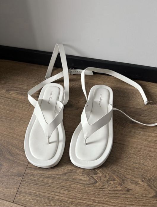 Босоніжки Vitto Rossi нові білі