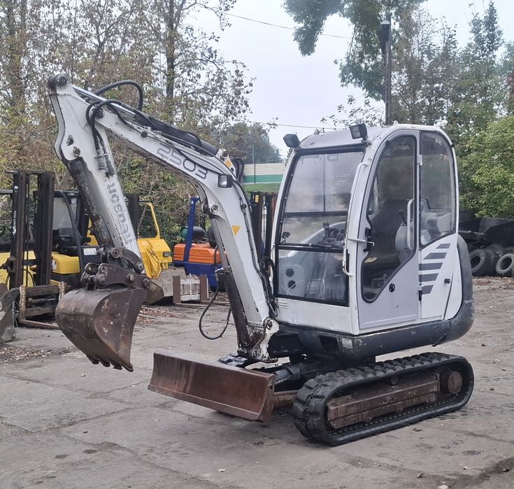 Minikoparka wacker neuson 2,6tony 2lyzki  rok 06 brutto transport