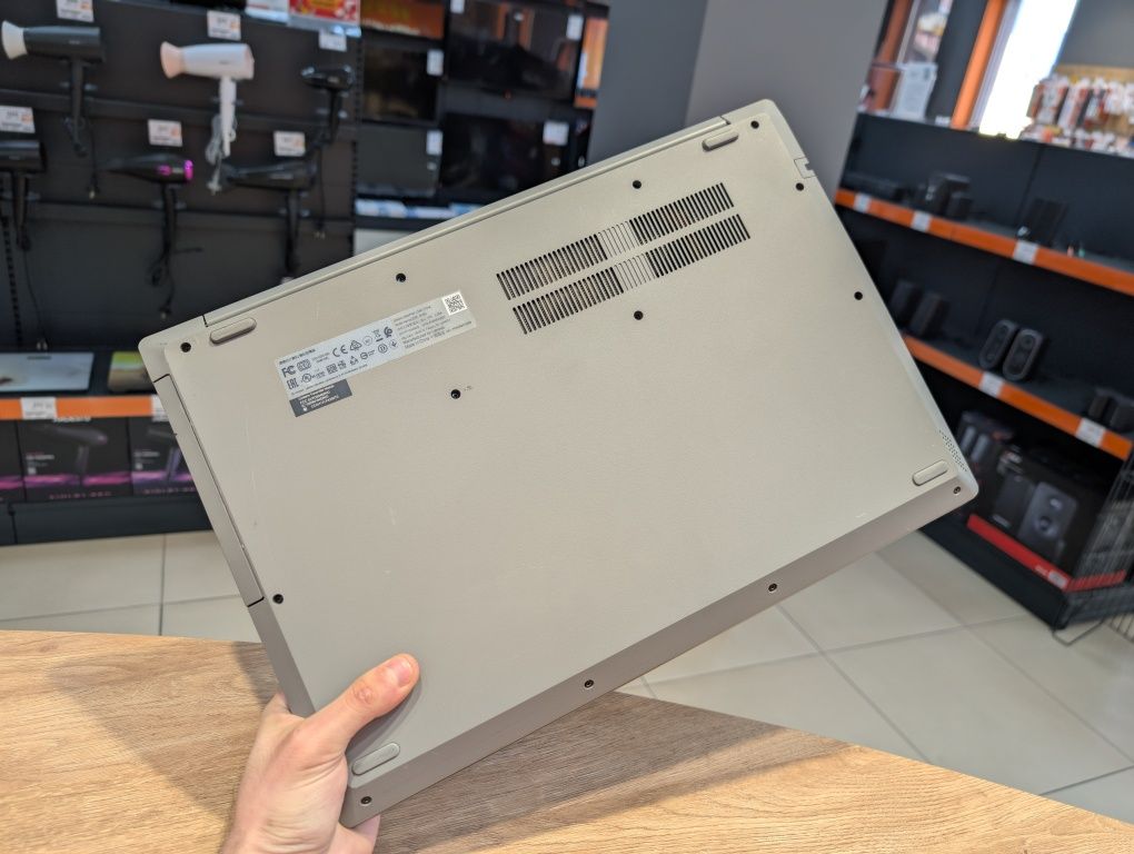 Lenovo IdeaPad  l340-17iwl 17"