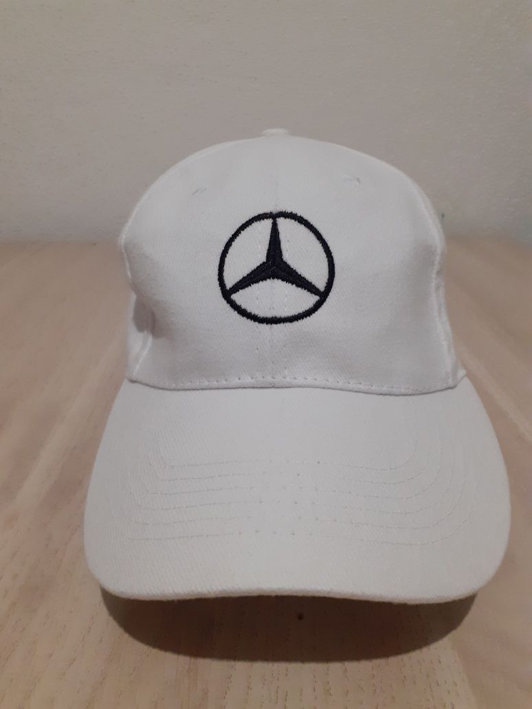 Chapéu Branco Mercedes