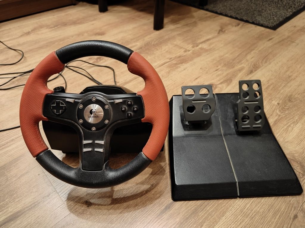 Кермо Logitech Formula Force EX