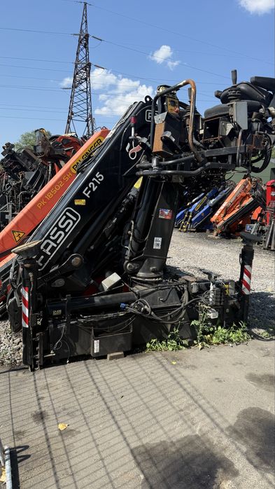 Fassi 215 кран маніпулятор