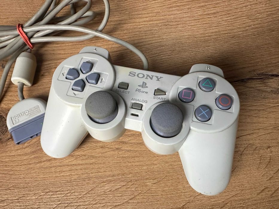 Pad Playstation One SCPH-110 (P0006)