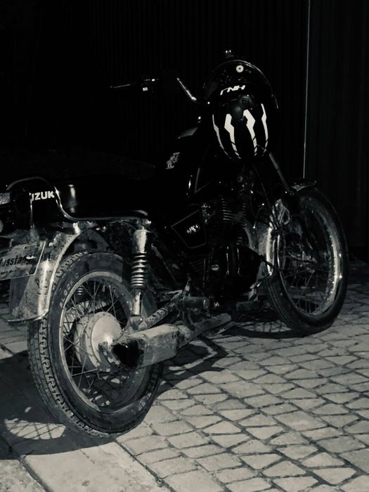 Мотоцикл Suzuki gn125-150