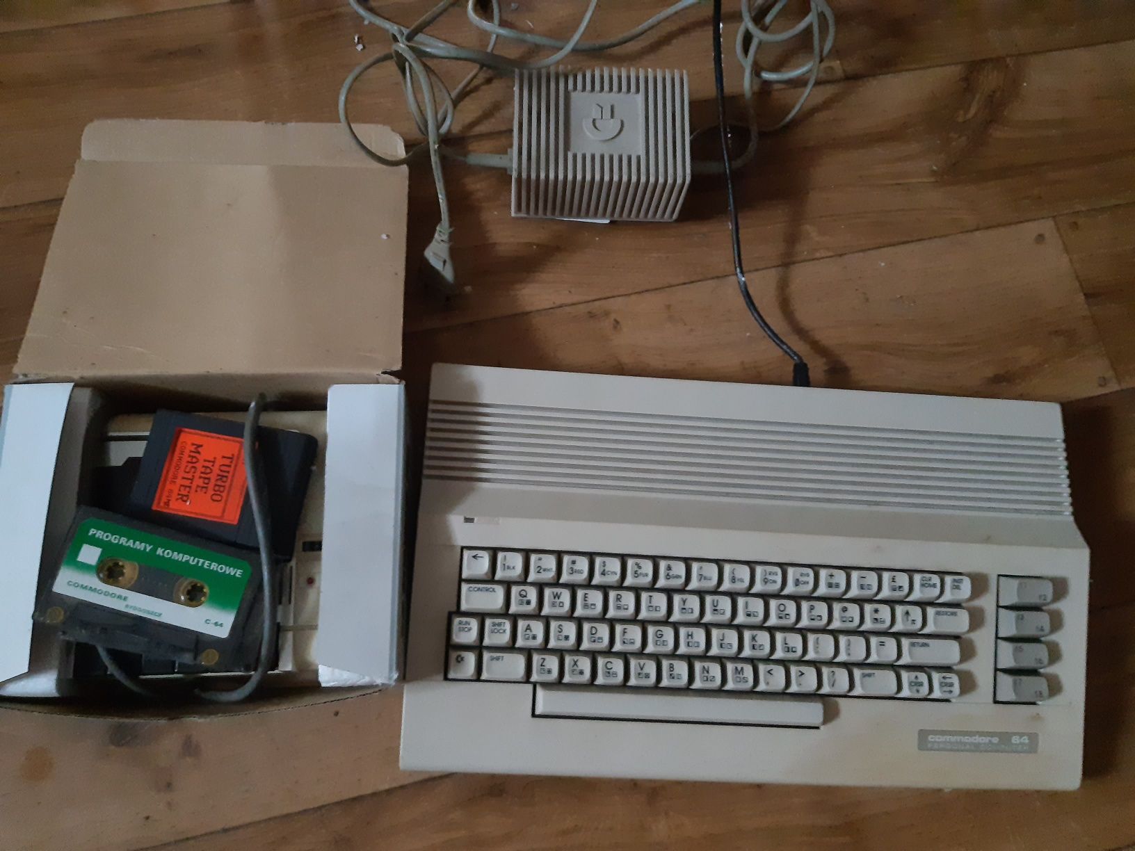 zestaw commodore 64