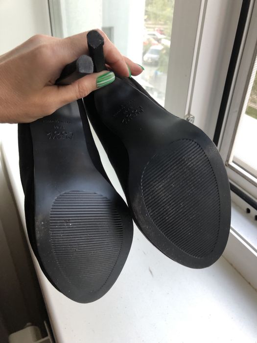 Женские туфли