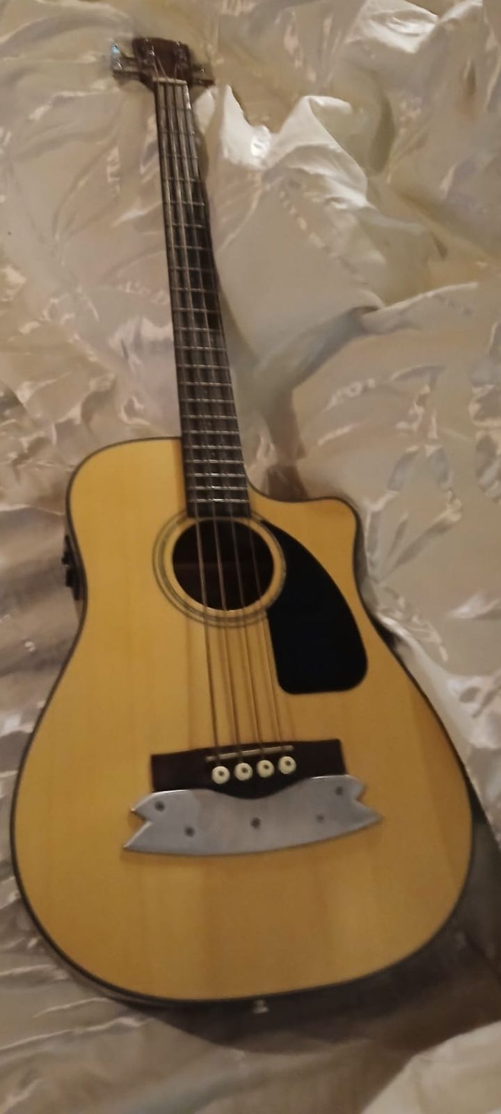 Baixo Fender Acoustics CB100CE